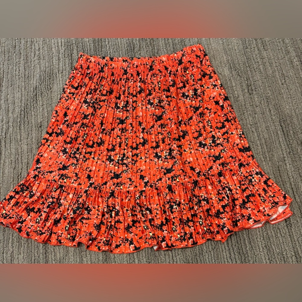 Zara silky print skirt with ruffle.